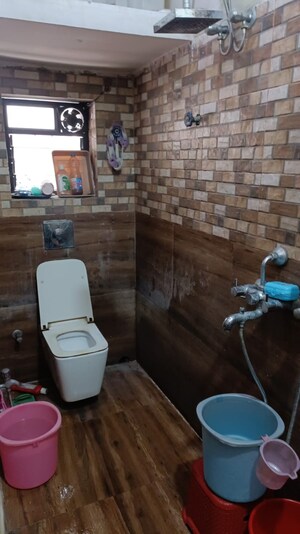 Bathroom in 5 BHK Apartment at New Alipore – for Sale