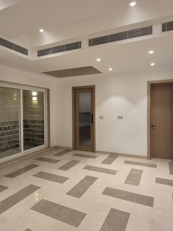 4 BHK + Servant Room,Extra Room Builder Floor For Sale in Greater Kailash I