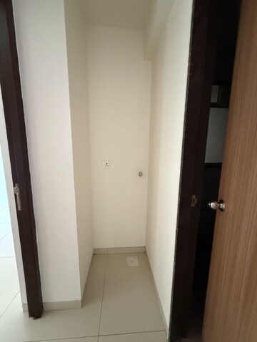  2 BHK Apartment at Godrej Nest Kandivali, Kandivali East – for Rent
