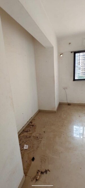 Room in 1 BHK Apartment at Puraniks Mirai, Kasarvadavali – for Rent