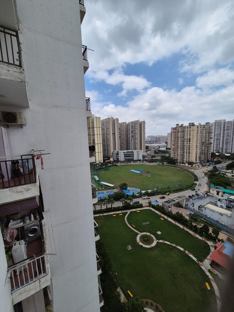 Exterior View, gaur-city-2-14th-avenue 3 Bedroom 1300 Sq.Ft. Apartment In Sector 16c Greater Noida Greater Noida 9281252