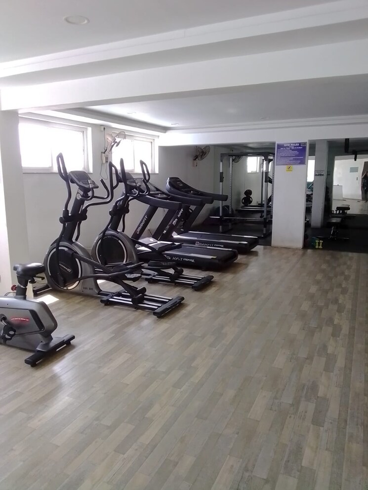 Gym, dukes-galaxy 3 Bedroom 3000 Sq.Ft. Apartment In Banjara Hills Hyderabad 9281244