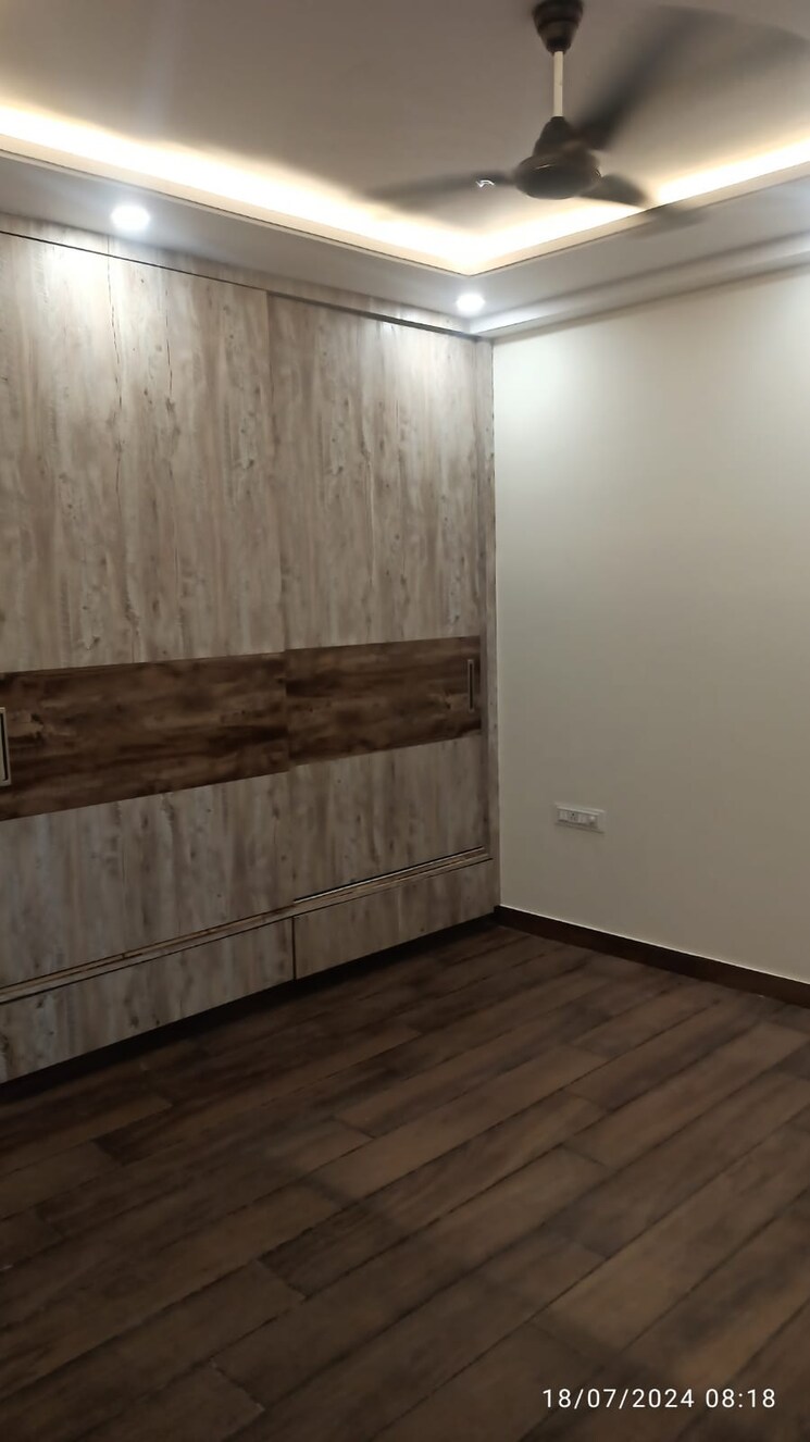 Room, paschim vihar 3 Bedroom 1125 Sq.Ft. Builder Floor In Paschim Vihar Delhi 9281325