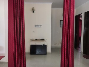 Master Bedroom in 2.5 BHK Builder Floor at Sector 38 – for Rent
