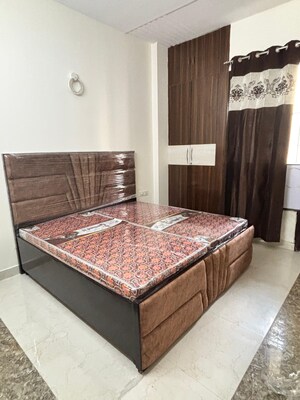 Bedroom in 2.5 BHK Builder Floor at Sector 38 – for Rent