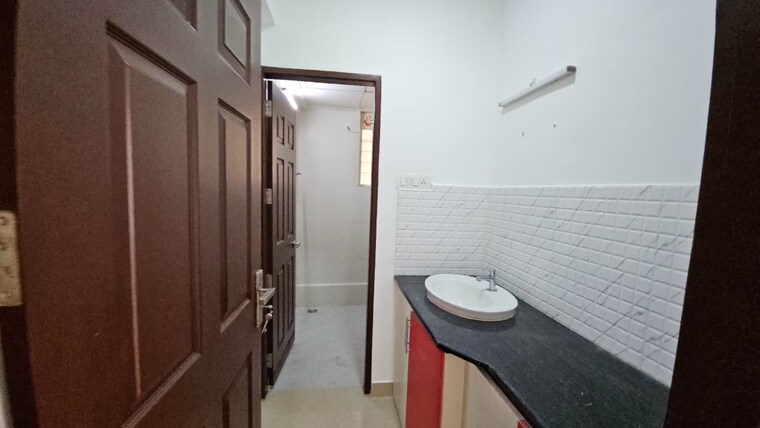 Bathroom, sreekariyam 3 Bedroom 1530 Sq.Ft. Apartment In Sreekariyam Thiruvananthapuram 9281366