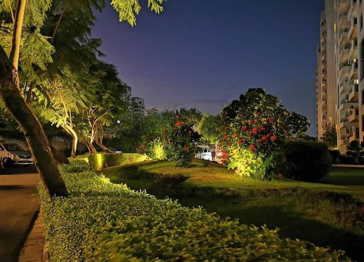 Garden, parsvnath-exotica 3 Bedroom 2895 Sq.Ft. Apartment In Sector 53 Gurgaon 9281373