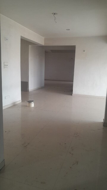 Building Lobby in 6 BHK Apartment at Pahartoli – for Rent