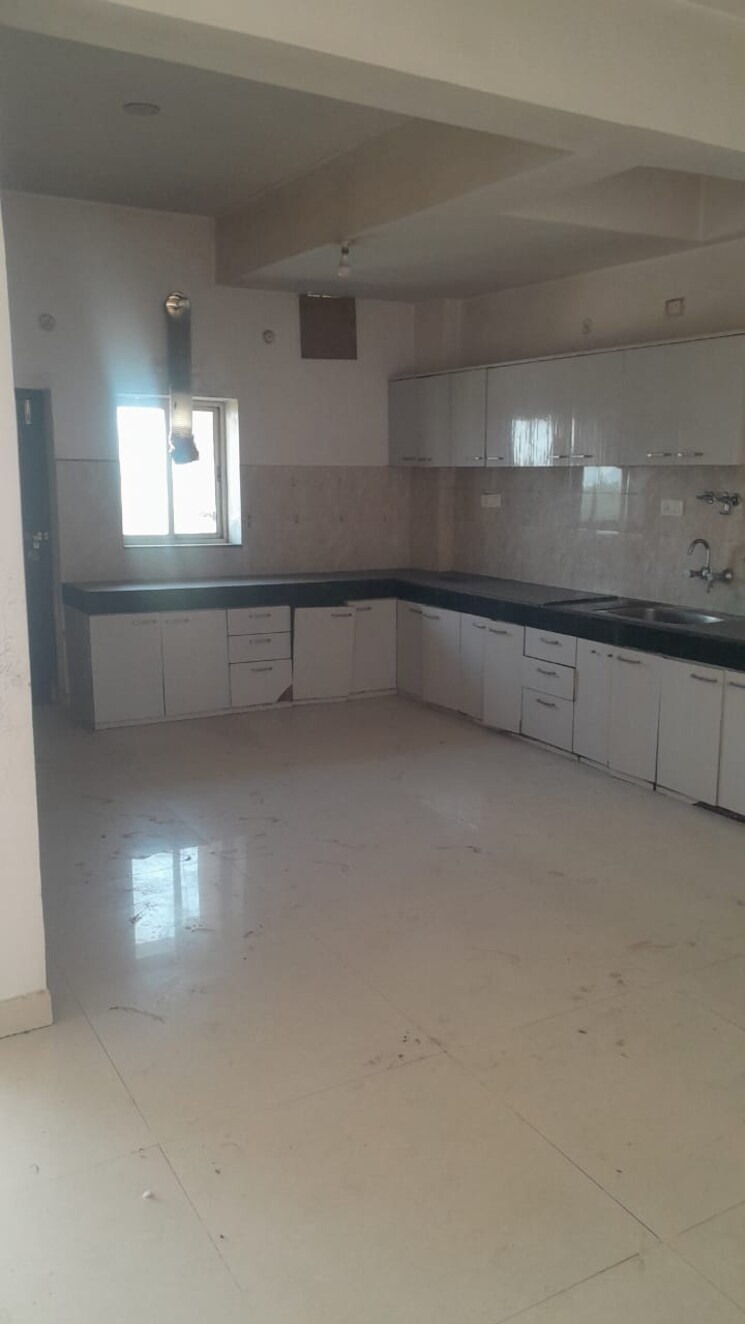 Kitchen, pahartoli 6 Bedroom 4000 Sq.Ft. Apartment In Pahartoli Ranchi 9281378