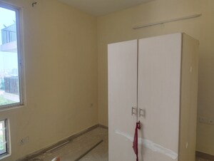 Room in 3 BHK Apartment at Sare Home, Sector 92 – for Rent