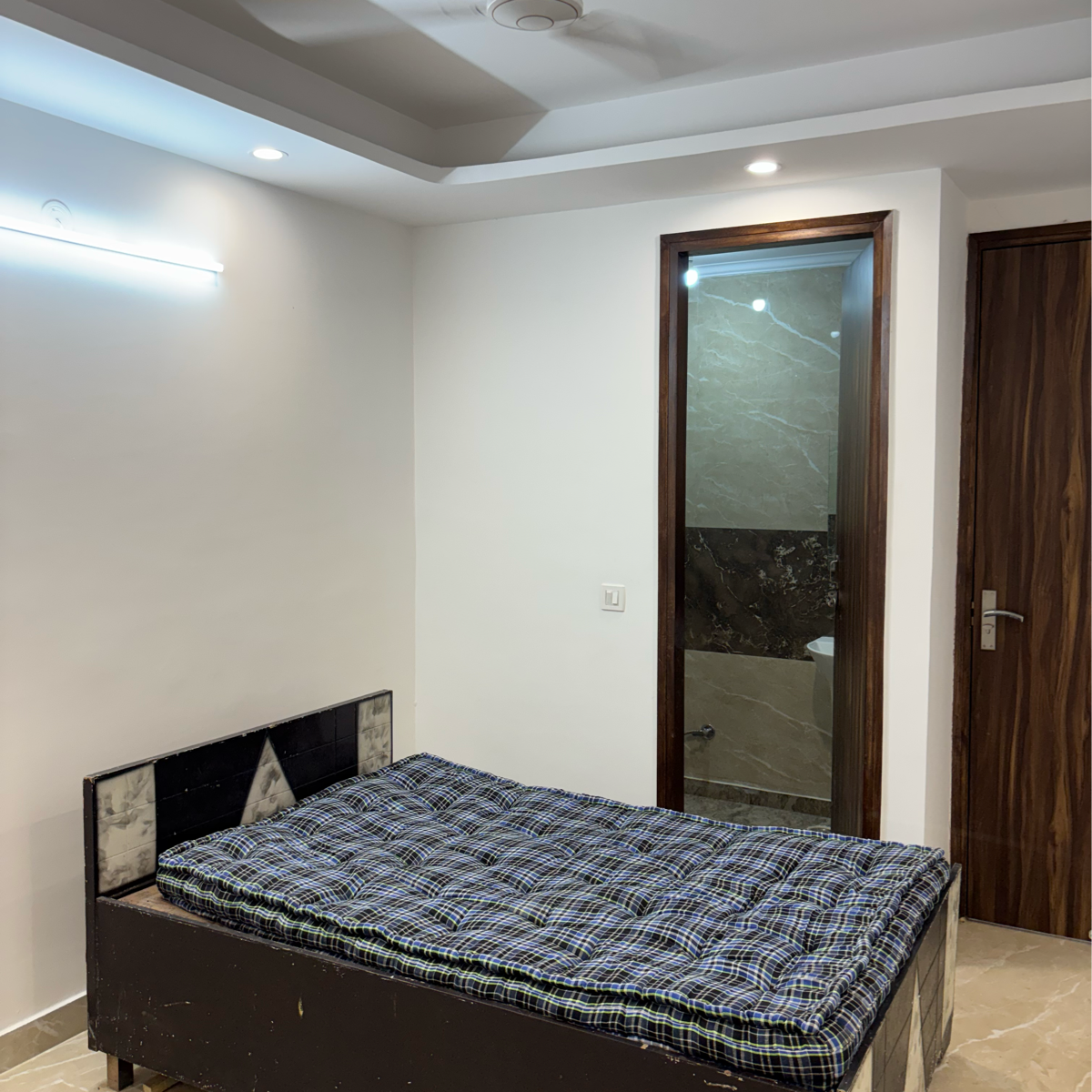 1 BHK Builder Floor For Rent in Saket