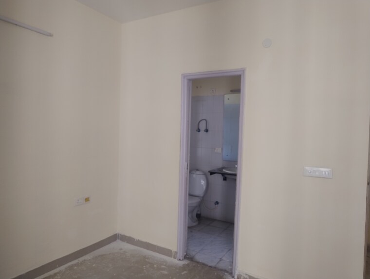 Room, sare-home 3 Bedroom 1593 Sq.Ft. Apartment In Sector 92 Gurgaon 9281398