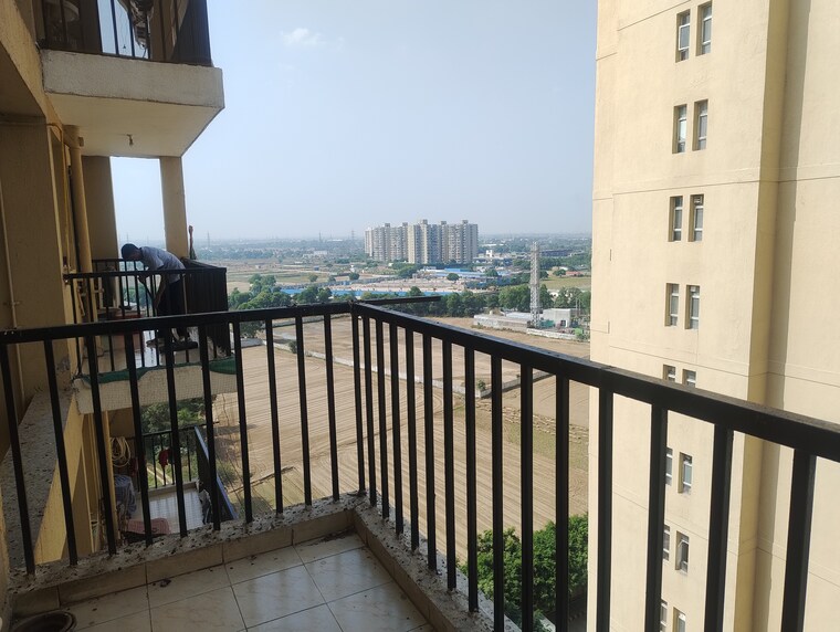 Balcony, sare-home 3 Bedroom 1593 Sq.Ft. Apartment In Sector 92 Gurgaon 9281398