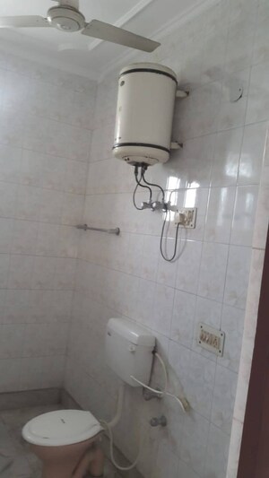 Bathroom in 1 RK Villa at Sector 39 – for Rent