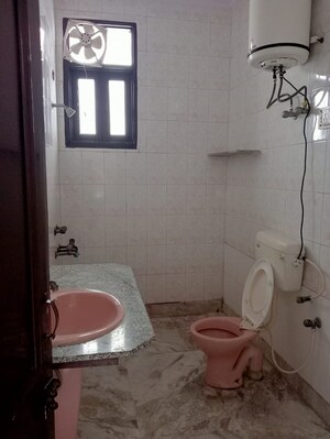 Bathroom in 1 RK Villa at Sector 39 – for Rent