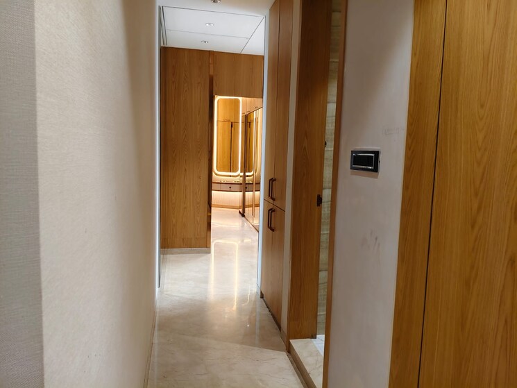 Room, lower parel 4 Bedroom 2520 Sq.Ft. Apartment In Lower Parel Mumbai 9281464