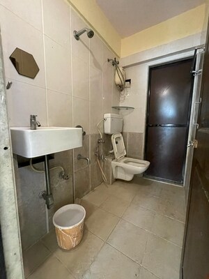 Bathroom in 3.5 BHK Apartment at Runwal Residency, Chembur – for Rent