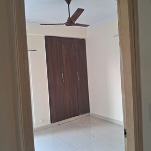 Room in 2 BHK Apartment at VVIP Homes, Gaur City 2 – for Rent