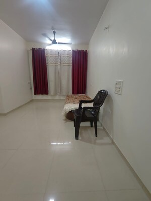 Living Room in 2 BHK Apartment at Pleasant CHS Malad, Malad West – for Rent