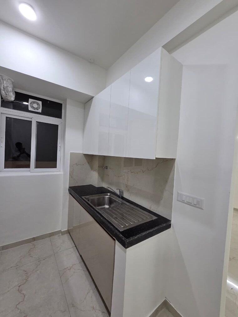 Kitchen, smart-world-gems 2.5 Bedroom 1200 Sq.Ft. Builder Floor In Sector 89 Gurgaon 9281639