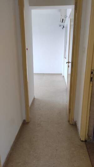 Room in 2 BHK Apartment at Kalpataru Aura, Ghatkopar West – for Rent