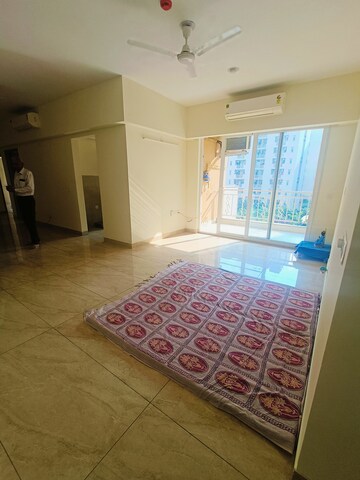Bedroom in 3 BHK Apartment at DLF The Skycourt, Sector 86 – for Sale
