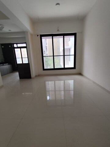 Room in 2 BHK Apartment at Bhoomi Park, Malad West – for Rent