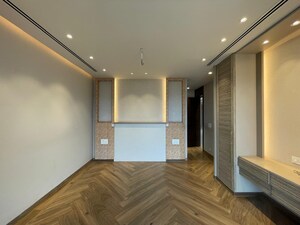 Bedroom in 5 BHK Apartment at Roodraksh Pratham, Chembur – for Rent