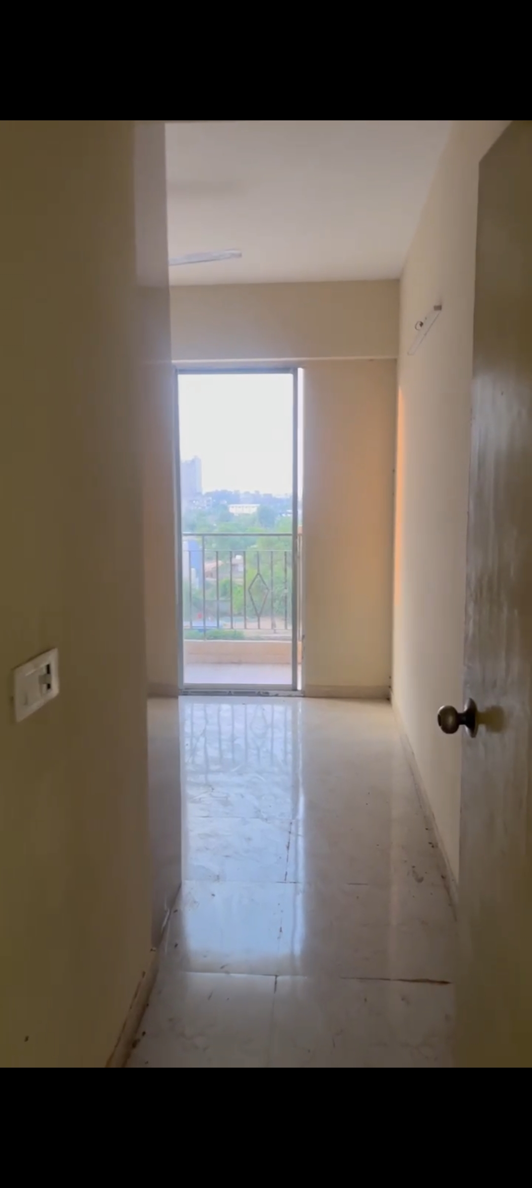 2 BHK Apartment For Rent in MRG The Balcony