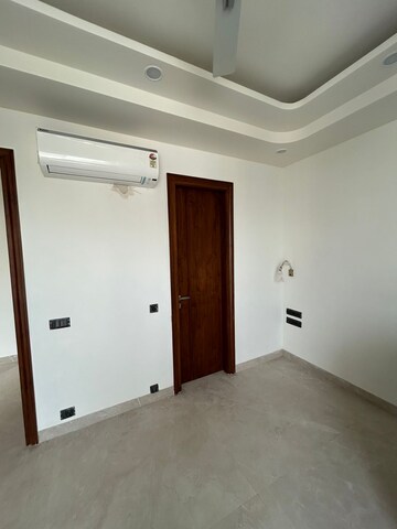 Room in 2 BHK Builder Floor at Kohli One Malibu Town Plot, Sector 47 – for Rent