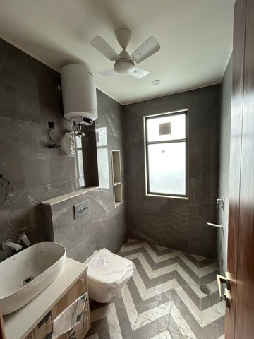Bathroom in 2 BHK Builder Floor at Kohli One Malibu Town Plot, Sector 47 – for Rent