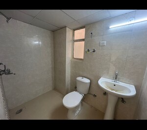 Bathroom in 4 BHK Apartment at Windsor Paradise 2, Raj Nagar Extension – for Sale