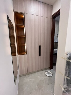 Building Lobby in 3 BHK Builder Floor at Ansal Sushant Lok I, Sector 43 – for Rent