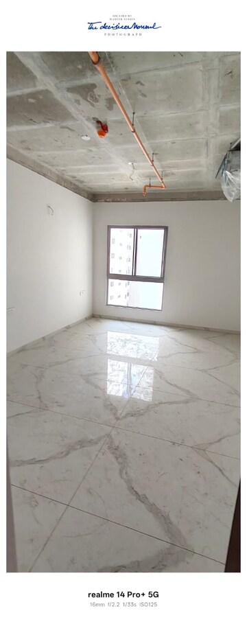 Room in 4 BHK Apartment at DSR The Classe, Narsingi – for Sale