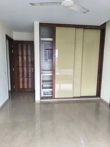 Bedroom in 5 BHK Apartment at Supreme Epitome, Chembur – for Rent