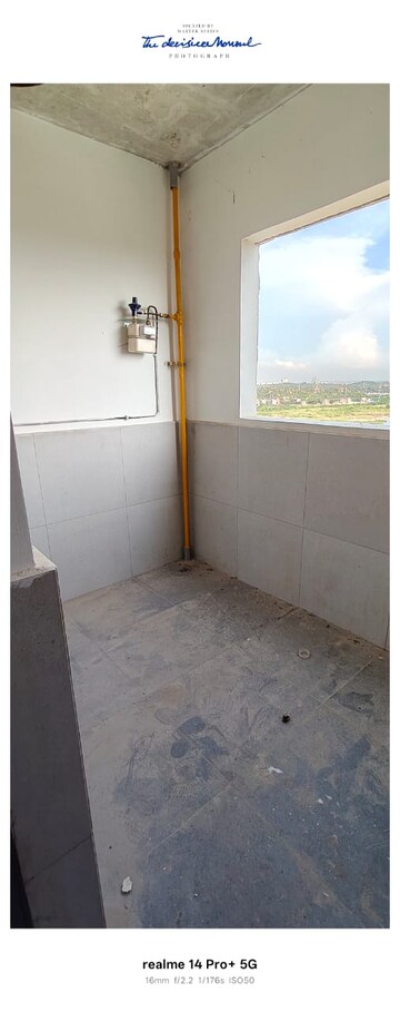 Room in 4 BHK Apartment at DSR The Classe, Narsingi – for Sale