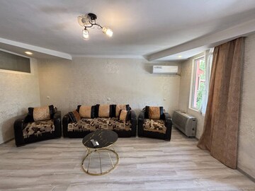 Parking in 3 BHK Independent House at Uttam Nagar – for Sale