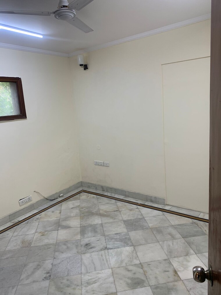 Floor Plan, malviya nagar Commercial Office Space 1800 Sq.Ft. In Malviya Nagar Delhi 9282004