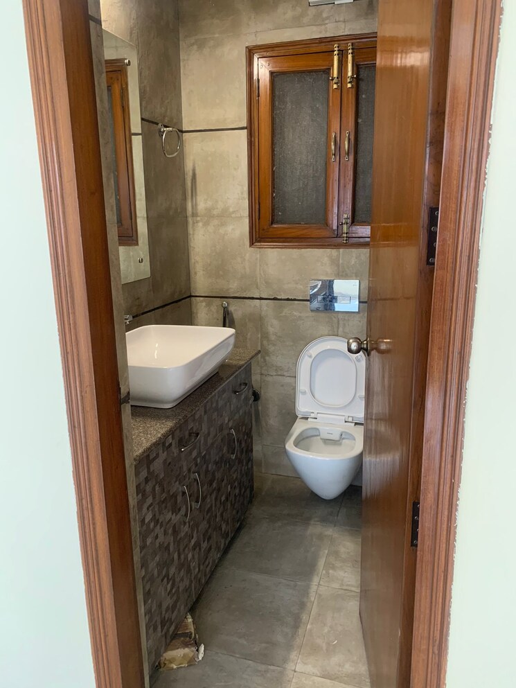 Floor Plan, malviya nagar Commercial Office Space 1800 Sq.Ft. In Malviya Nagar Delhi 9282004