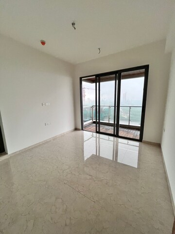 Room in 3.5 BHK Apartment at Lodha New Cuffe Parade, Wadala – for Rent