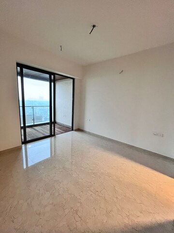 Room in 3.5 BHK Apartment at Lodha New Cuffe Parade, Wadala – for Rent
