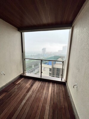 Furnished Amenities in 3.5 BHK Apartment at Lodha New Cuffe Parade, Wadala – for Rent