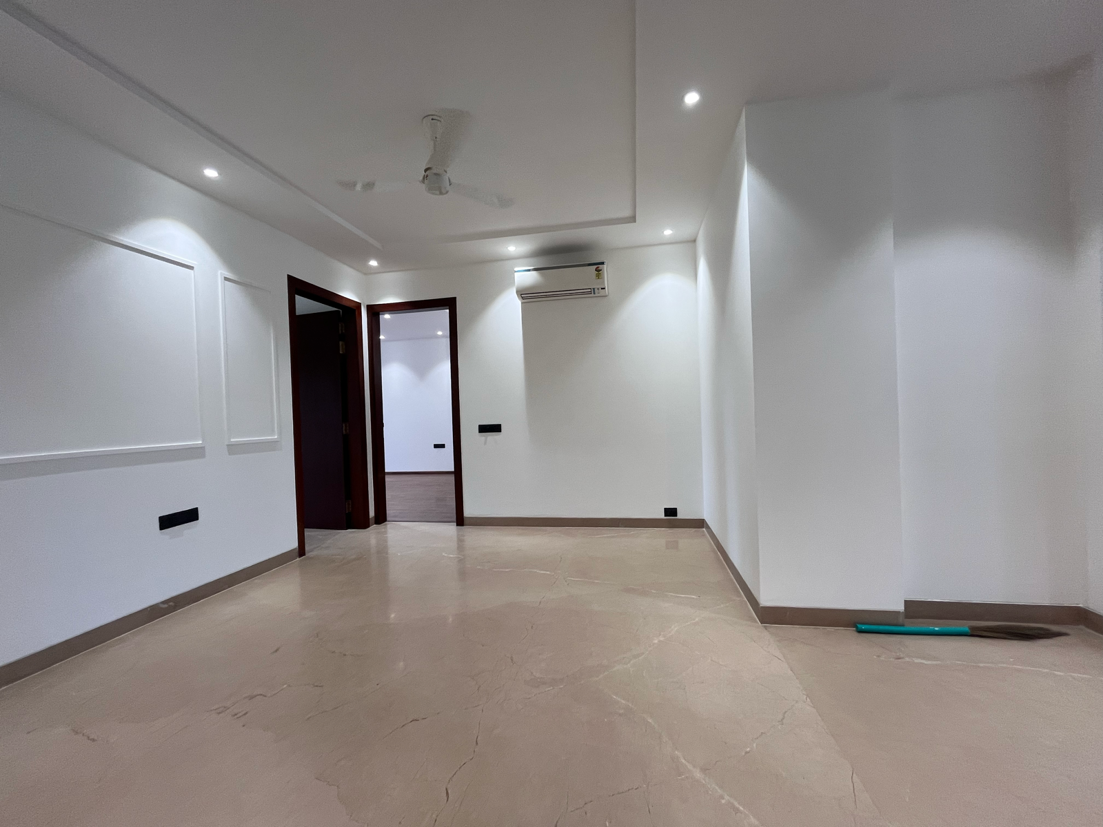 4 BHK + Servant Room Builder Floor For Rent in Ansal Sushant Lok I