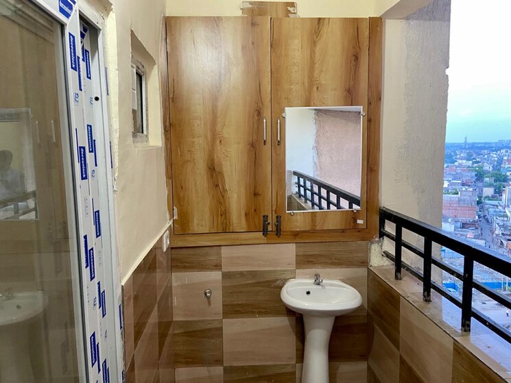 Master Bedroom, gomti nagar 3 Bedroom 1250 Sq.Ft. Independent House In Gomti Nagar Lucknow 9282094