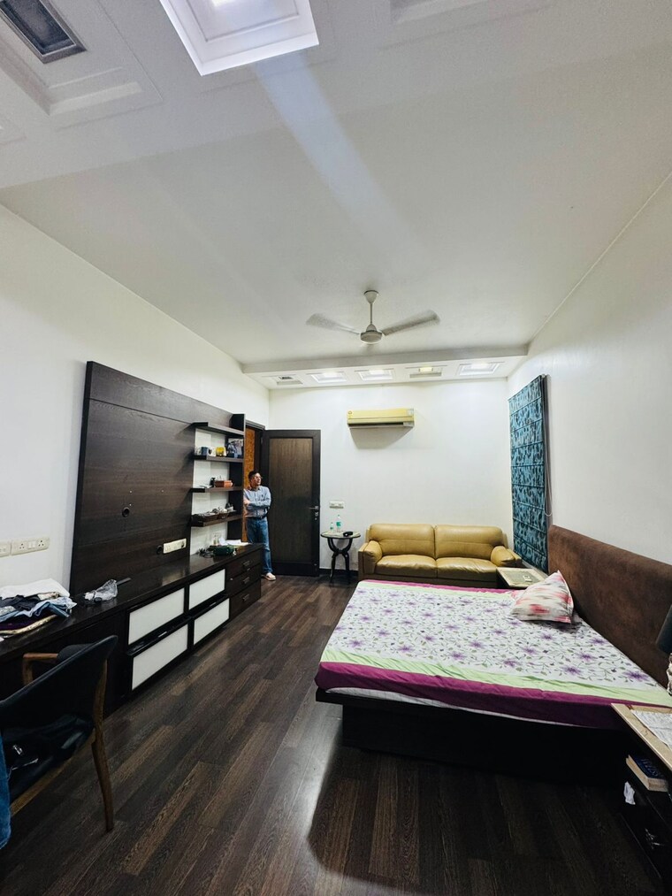 Master Bedroom, saket 3 Bedroom 2700 Sq.Ft. Builder Floor In Saket Delhi 9282095
