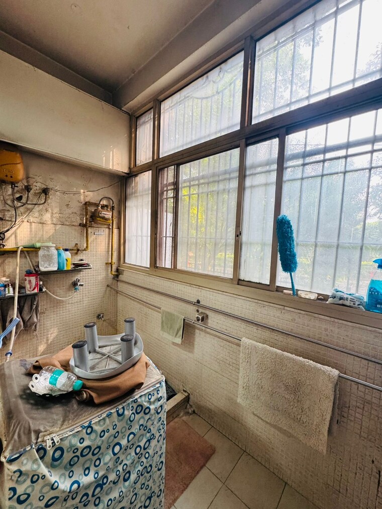 Kitchen, saket 3 Bedroom 2700 Sq.Ft. Builder Floor In Saket Delhi 9282095