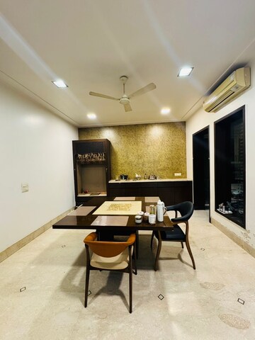 Living Room in 3 BHK Builder Floor at Saket – for Rent
