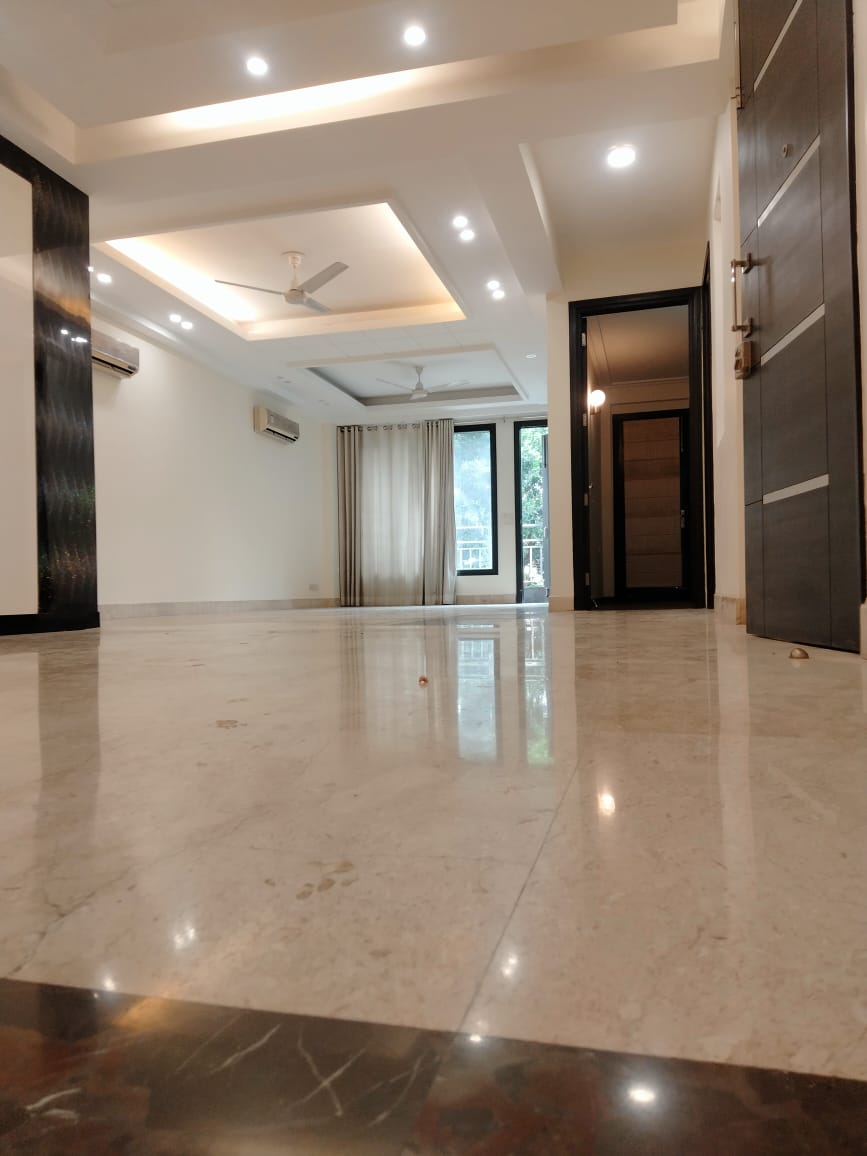 3 BHK + Pooja Room Builder Floor For Rent in Greater Kailash 