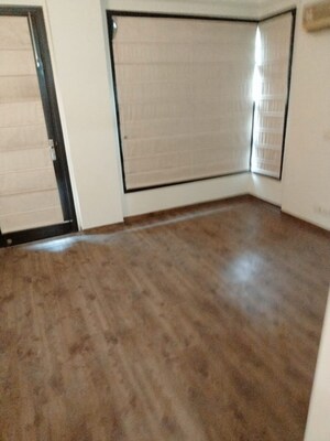 Room in 3 BHK Builder Floor at Greater Kailash I – for Rent