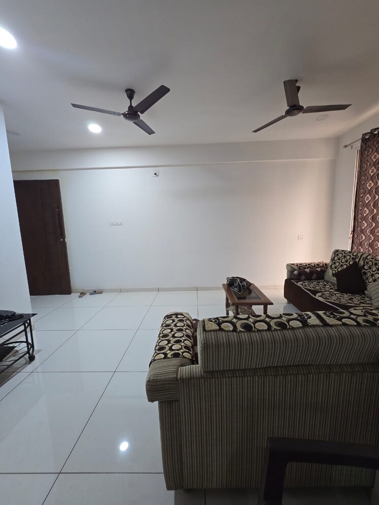 Living Room, harni 3 Bedroom 1500 Sq.Ft. Apartment In Harni Vadodara 9282159